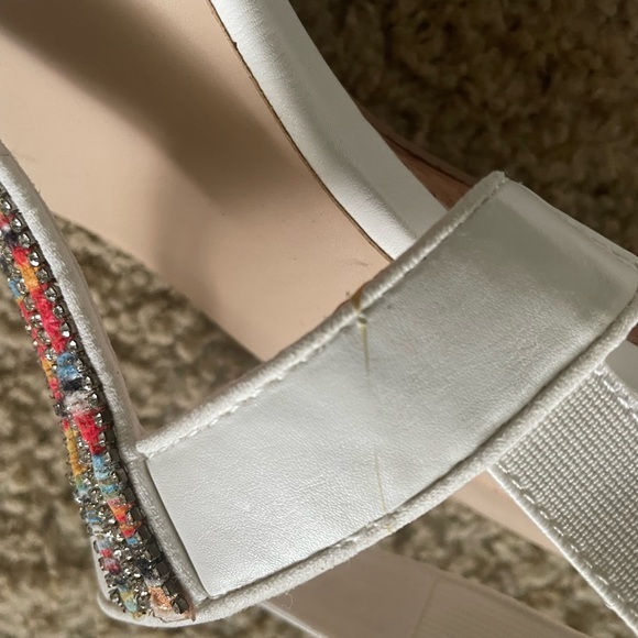 New York Transit White Sandals with Multicolor Beads - Picture 4 of 5